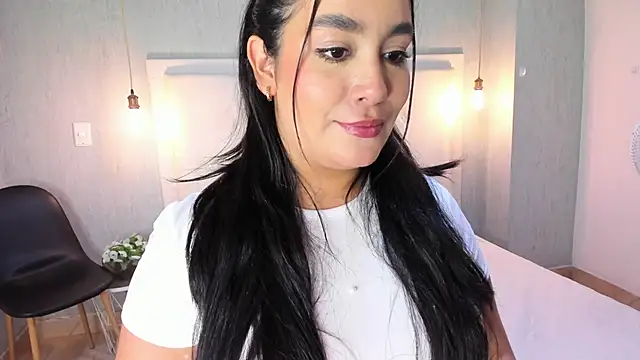 Snapshot of emma_lye chatting on April 30, 8:57 pm emma lye online show from April 30, 8:57 pm