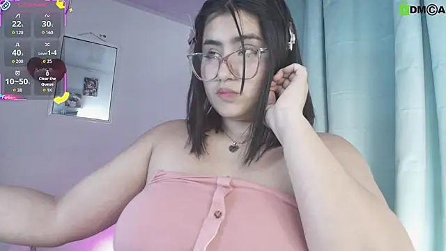 juli juliana online show from October 19, 8:22 pm