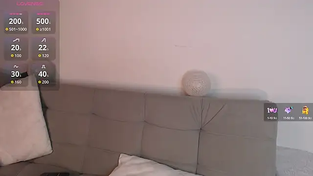 Snapshot of Abigail_29 chatting on September 23, 12:01 pm Abigail 29 online show from September 23, 12:01 pm