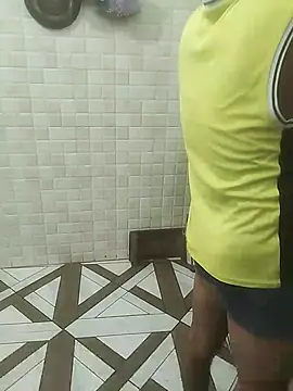 desihulk90 online show from September 18, 5:32 am