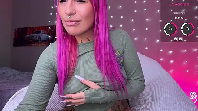 Snapshot of Tanya_Acid chatting on July 19, 8:23 am Tanya Acid online show from July 19, 8:23 am