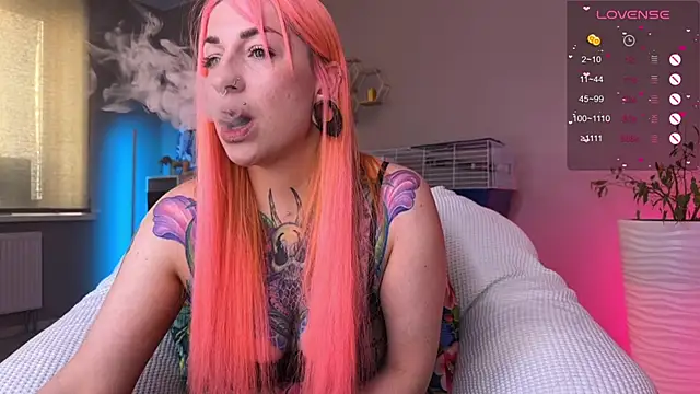 Tanya Acid online show from May 9, 5:44 am