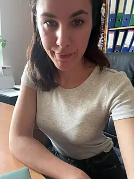 Sara darling online show from March 21, 11:55 am