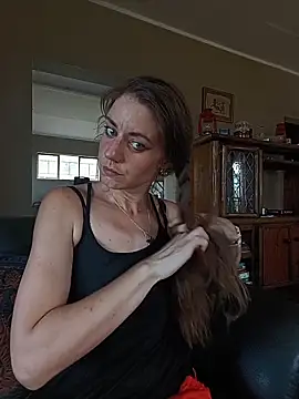 Missmesexycouple69 online show from January 7, 2:22 pm