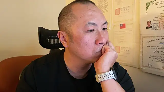 Snapshot of chih515 chatting on February 6, 6:29 am chih515 online show from February 6, 6:29 am