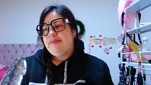 lanaqueen699 online show from March 16, 12:31 pm