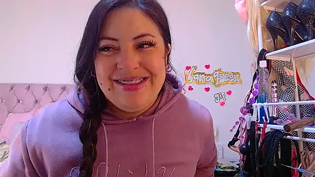 lanaqueen699 online show from May 12, 12:11 pm