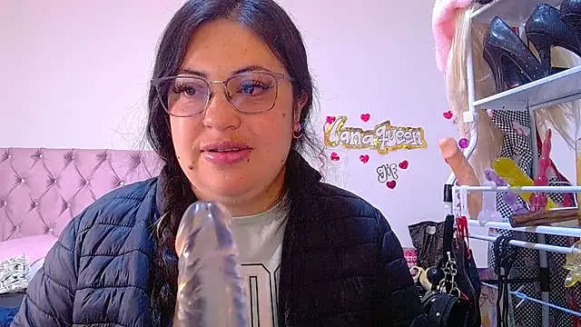 Snapshot of lanaqueen699 chatting on July 6, 12:23 pm lanaqueen699 online show from July 6, 12:23 pm