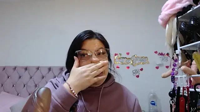 lanaqueen699 online show from April 7, 12:18 pm