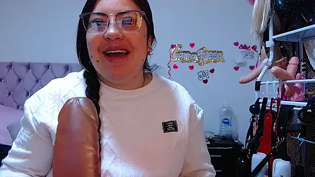 lanaqueen699 online show from April 8, 12:17 pm