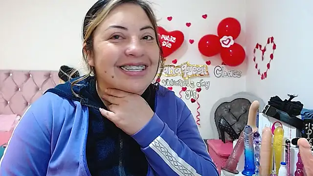 lanaqueen699 online show from March 10, 12:17 pm