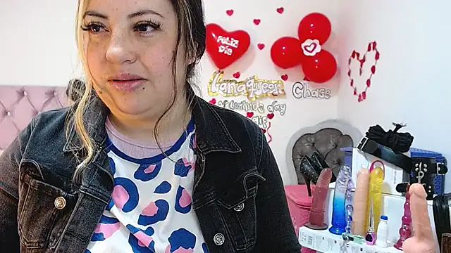 lanaqueen699 online show from March 11, 12:28 pm