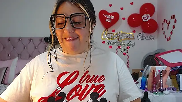 lanaqueen699 online show from February 27, 3:26 pm