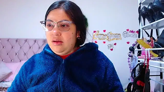 lanaqueen699 online show from February 16, 12:26 pm