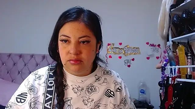 lanaqueen699 online show from April 13, 12:20 pm