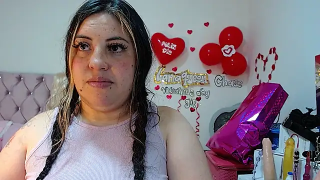 lanaqueen699 online show from March 13, 6:56 pm