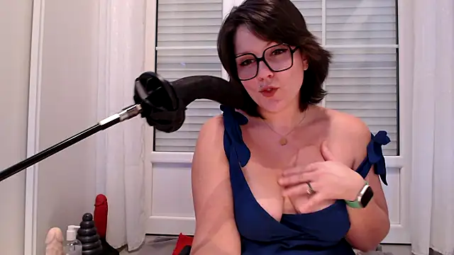 Snapshot of vagina02cam chatting on January 6, 1:41 pm vagina02cam online show from January 6, 1:41 pm