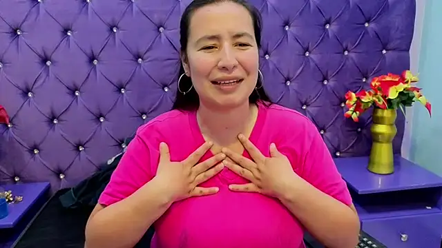 NaomyPrinces online show from October 20, 2:28 pm