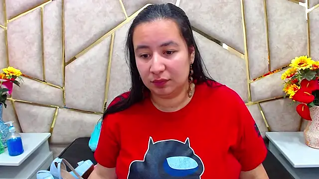 NaomyPrinces online show from February 12, 1:48 pm