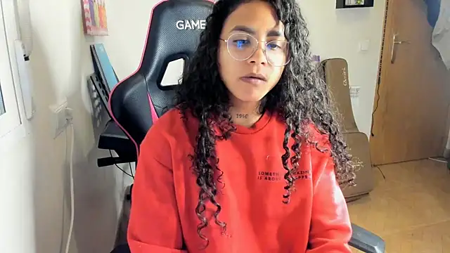 Snapshot of Ama_music chatting on November 23, 3:11 pm Ama music online show from November 23, 3:11 pm