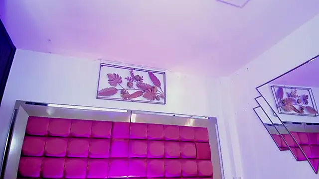 ShegoBlake online show from April 6, 4:52 pm