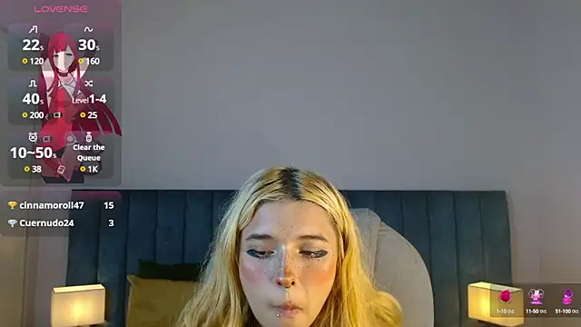 Snapshot of april_bunnyy chatting on February 15, 8:01 pm april bunnyy online show from February 15, 8:01 pm