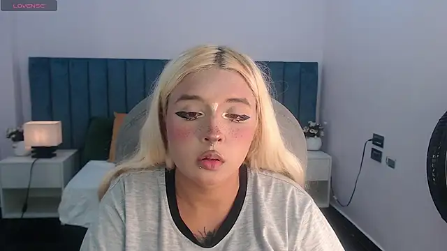 april bunnyy online show from May 14, 8:39 pm