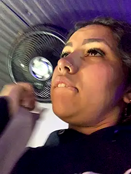 Larabrooks online show from November 6, 7:18 pm