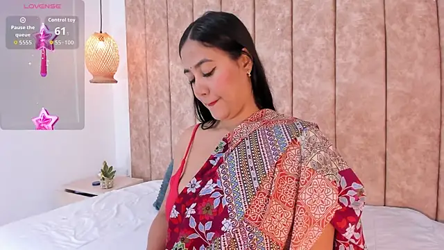 Katrina baurii online show from April 10, 7:32 pm