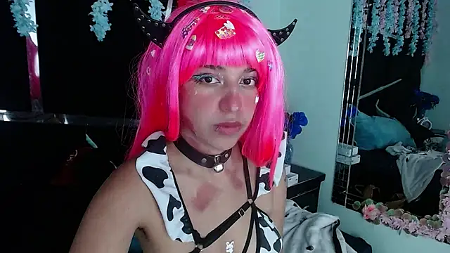 Snapshot of UnderBaby_ chatting on March 7, 8:22 pm UnderBaby online show from March 7, 8:22 pm