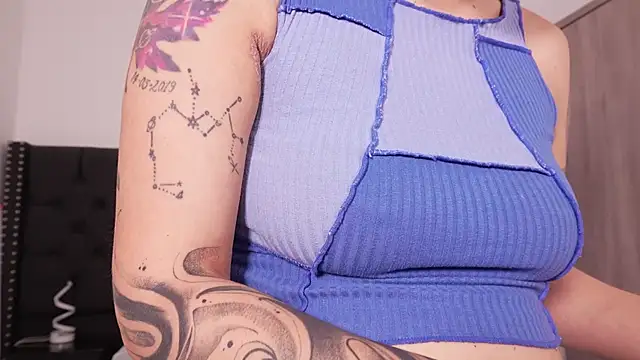 Melany Luv online show from December 20, 9:28 pm