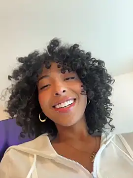 OSHUN  online show from April 19, 3:24 pm