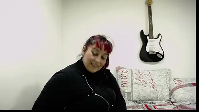 amydeepqueen online show from May 6, 2:21 pm