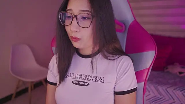 Sunny flower  online show from January 7, 1:54 am