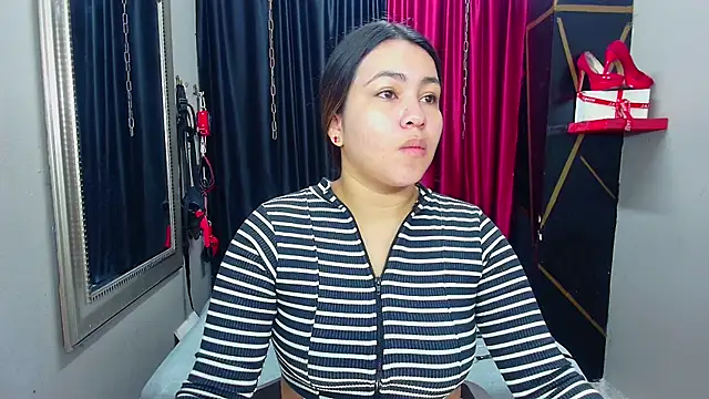 Snapshot of AmorMia chatting on March 15, 12:45 pm AmorMia online show from March 15, 12:45 pm