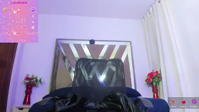 ZOEE COOPER online show from December 15, 4:51 am