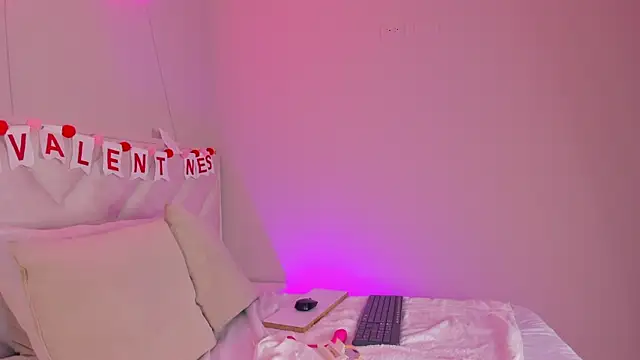  angela x online show from February 17, 5:55 pm