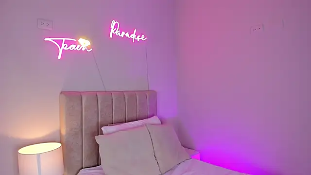  angela x online show from February 4, 5:55 pm