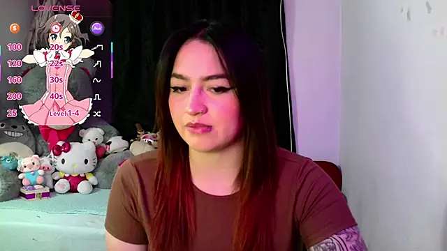 lucycherry   online show from February 20, 5:26 am