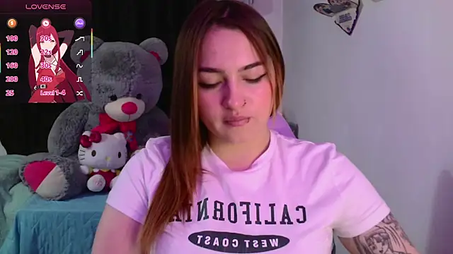 lucycherry   online show from November 20, 8:37 am