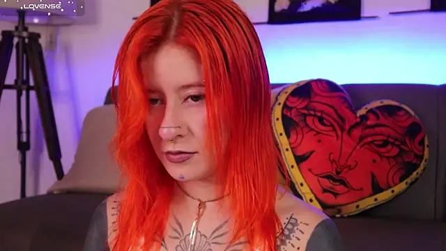 Daarlene online show from December 15, 11:16 am