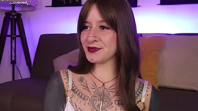 Daarlene online show from November 6, 10:19 am