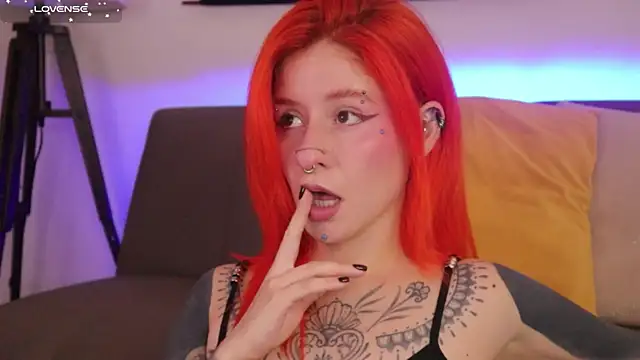 Daarlene online show from January 11, 6:37 pm