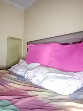 Snapshot of LONGDICK985M chatting on February 27, 4:32 pm LONGDICK985M online show from February 27, 4:32 pm