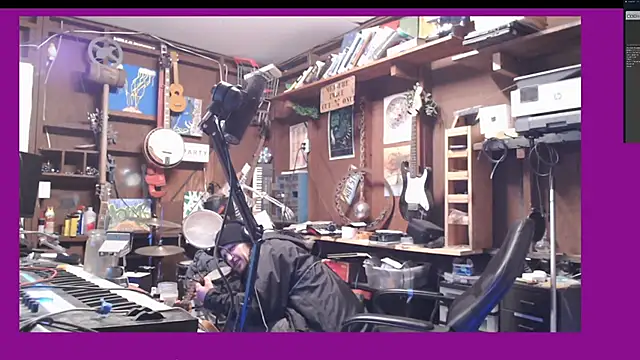 Snapshot of itsjameswebbscope chatting on November 21, 4:39 pm itsjameswebbscope online show from November 21, 4:39 pm