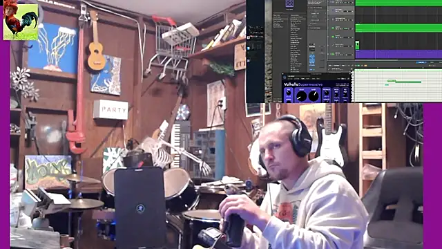 Snapshot of itsjameswebbscope chatting on November 11, 8:09 am itsjameswebbscope online show from November 11, 8:09 am