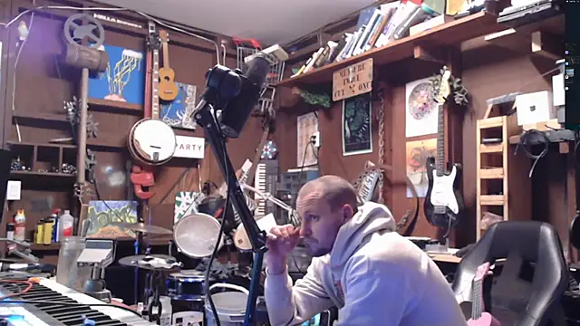 Snapshot of itsjameswebbscope chatting on November 22, 10:08 pm itsjameswebbscope online show from November 22, 10:08 pm