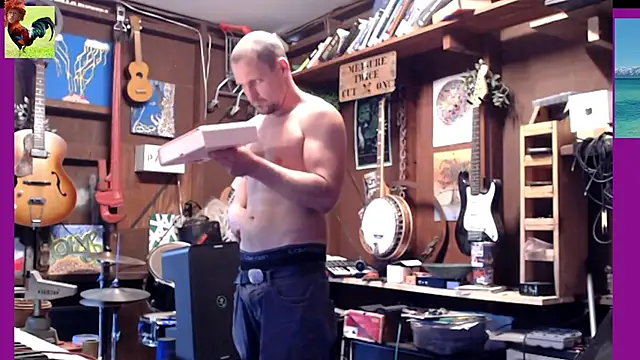 Snapshot of itsjameswebbscope chatting on November 11, 8:47 pm itsjameswebbscope online show from November 11, 8:47 pm