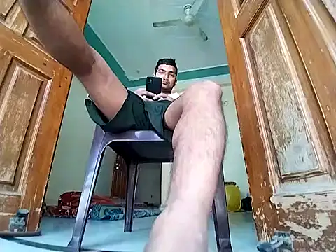 Snapshot of bigvorn6 chatting on March 14, 5:05 am bigvorn6 online show from March 14, 5:05 am