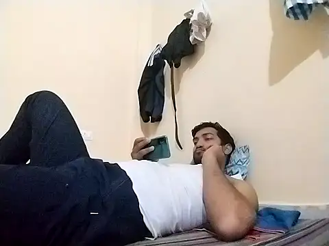 Snapshot of bigvorn6 chatting on March 7, 2:45 pm bigvorn6 online show from March 7, 2:45 pm